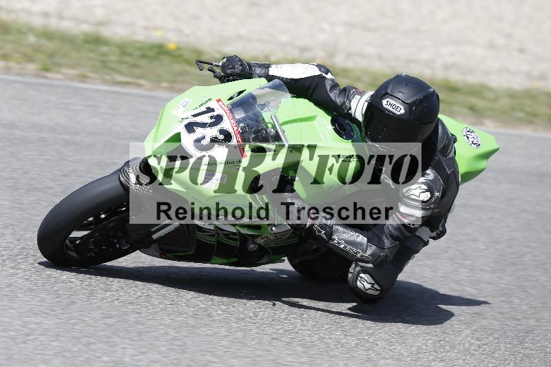 /10 20.04.2026  Pluess Moto Sport ADR/Freies Fahren/123